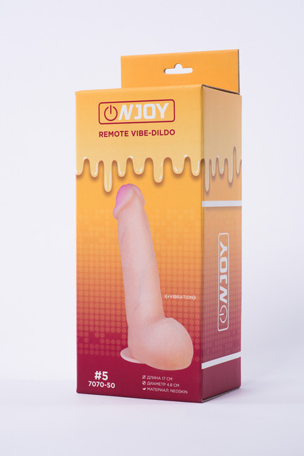 Реалистичный вибратор на присоске из кибер-кожи с выносным пультом Onjoy Remote Vibe-Dildo #5 (10 режимов)